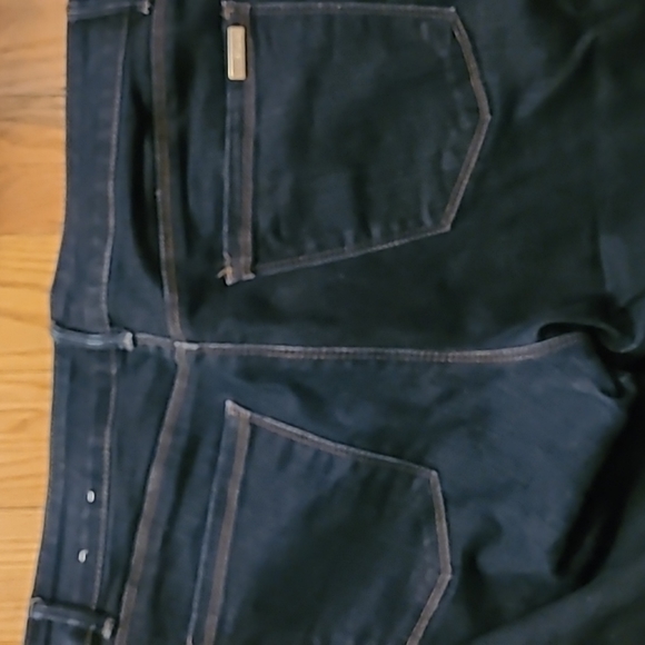 Jeans - Picture 3 of 3